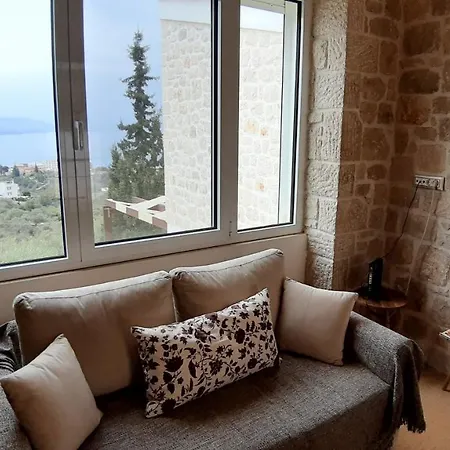 Ferienhaus πέτρα, ελιά και λεβάντα *