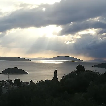 Tatil Evi πέτρα, ελιά και λεβάντα