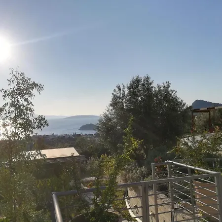 πέτρα, ελιά και λεβάντα Сasa de vacaciones *