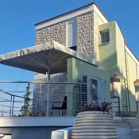 πέτρα, ελιά και λεβάντα Tolo