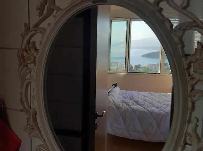 πέτρα, ελιά και λεβάντα